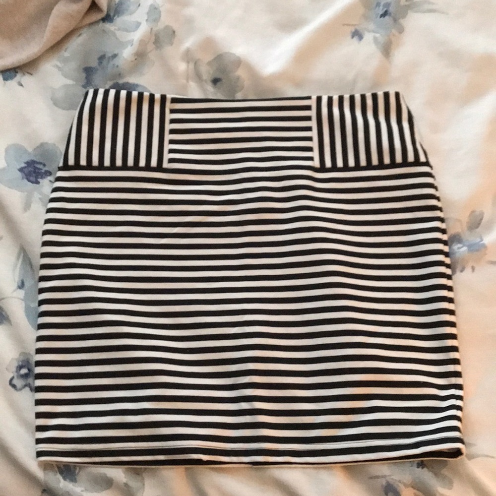 Forever 21 skirt